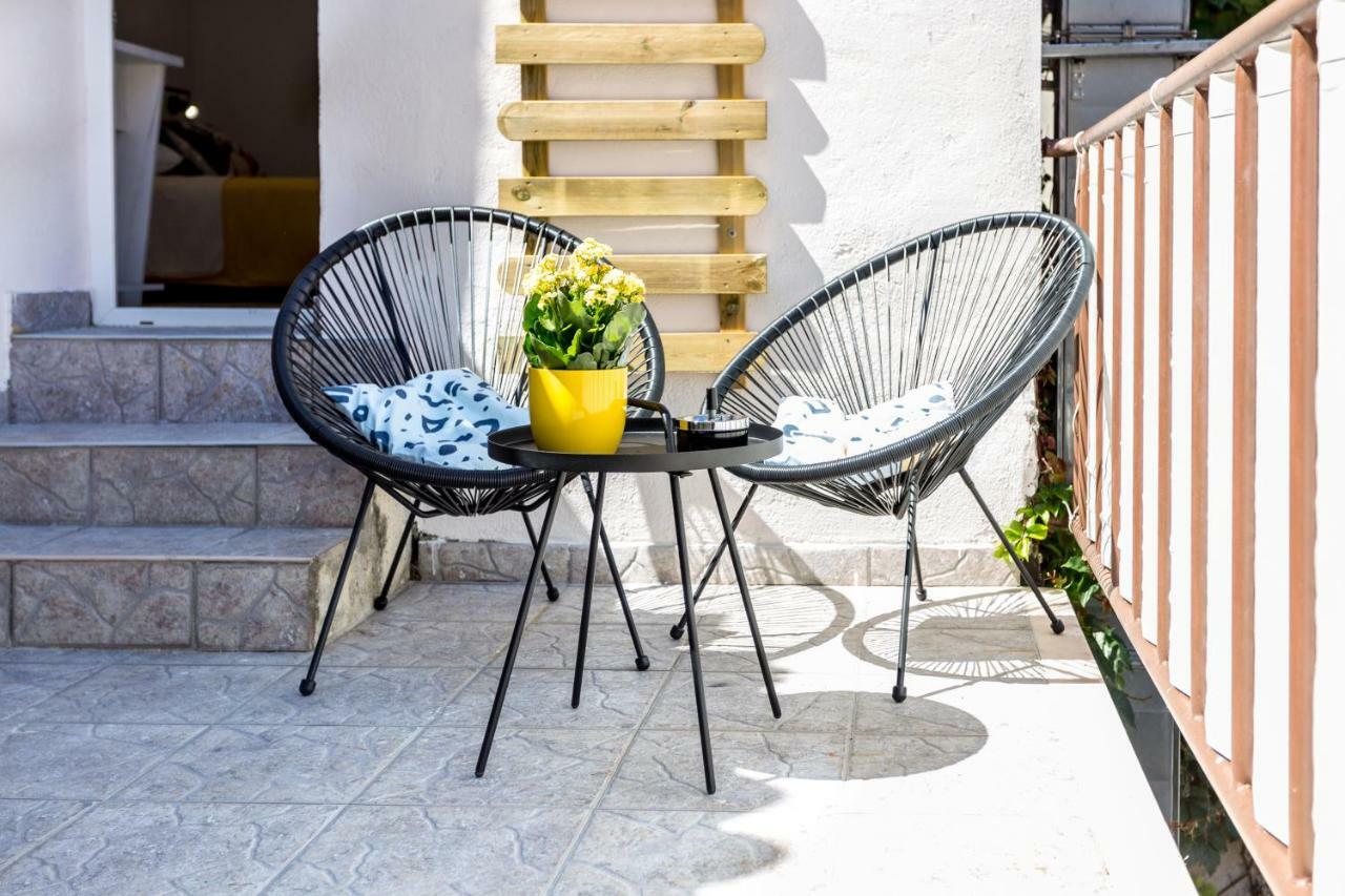 Mima'S Rooms Omiš Екстериор снимка