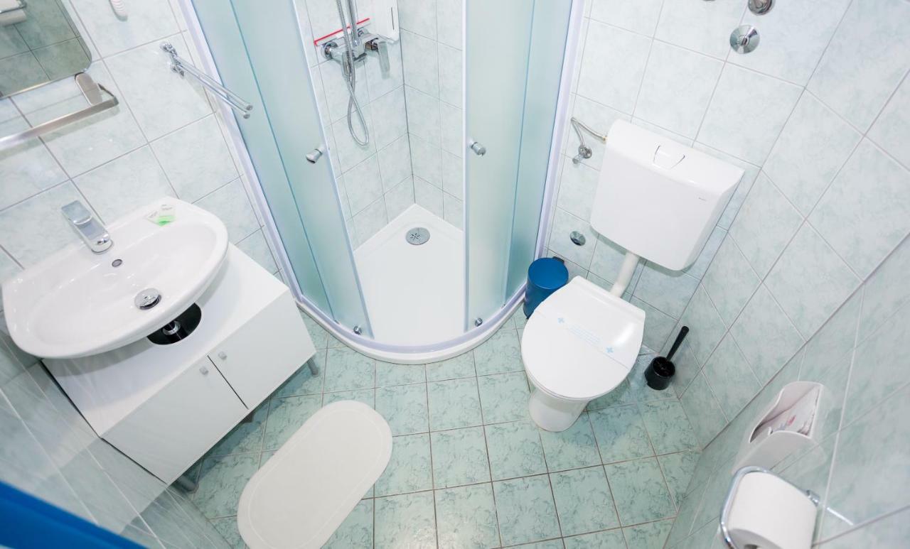Mima'S Rooms Omiš Екстериор снимка